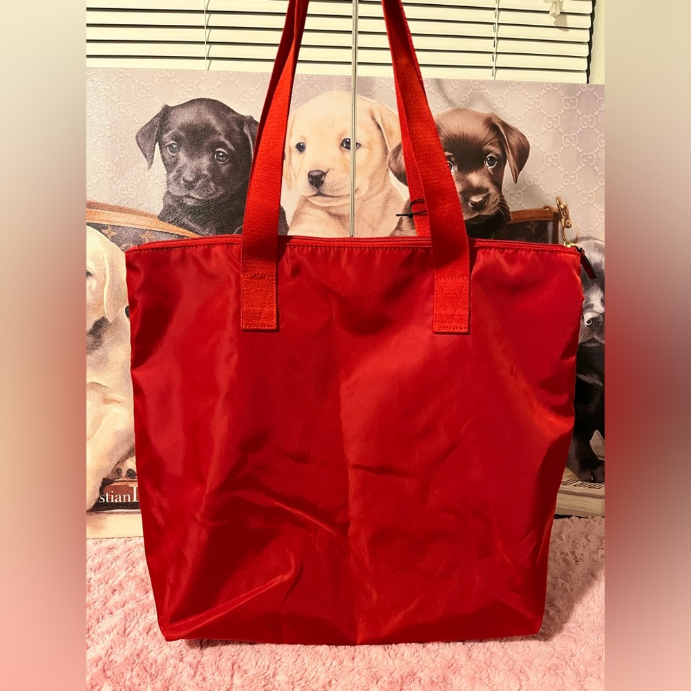Victoria's Secret Red Foldable Heart Tote Bag Shopper Travel - New - Picture 3 of 8